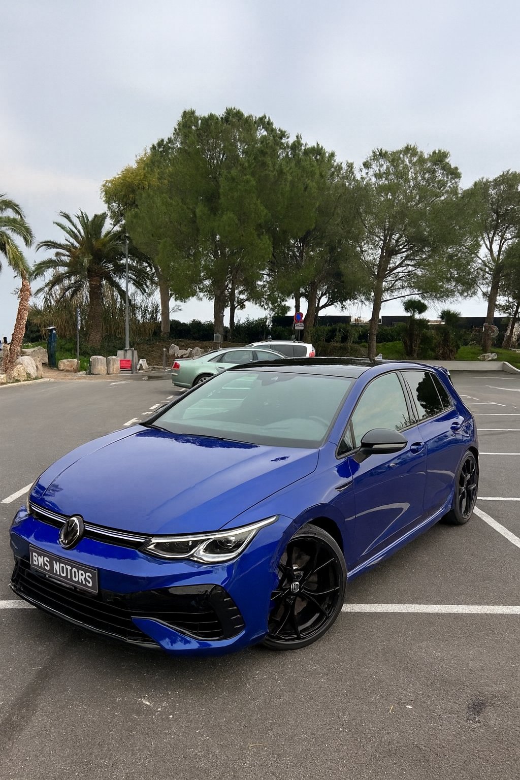 BMW M8 Gran Coupé Bleu